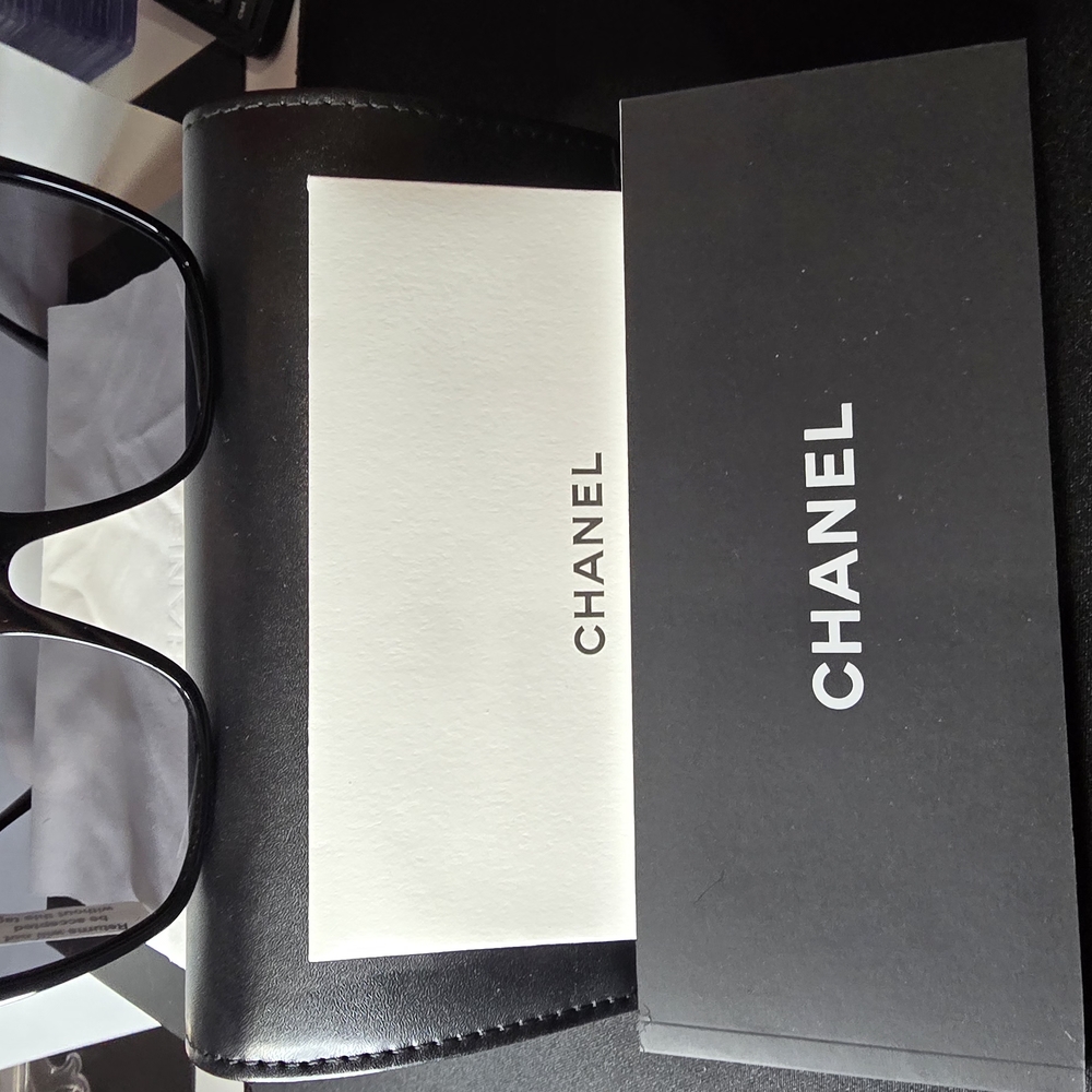 Chanel Classic Black Sunglasses 5447 C.501/t8 - Picture 5 of 5